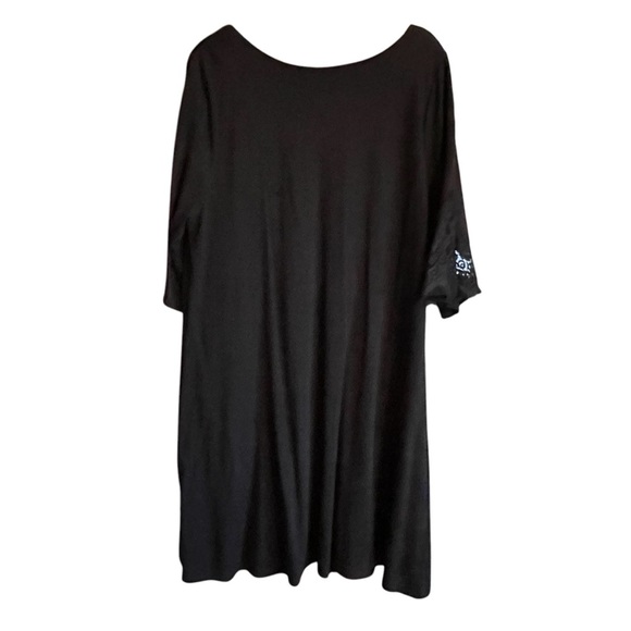 Love & Legend Black V Neck Dress-Drapes Beautifully-Short Sleeves w/Lace-Size 2X - Picture 9 of 9